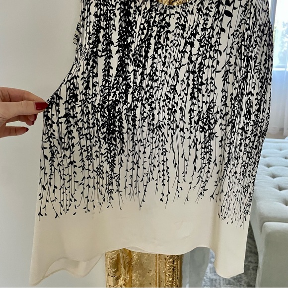 Diane Von Furstenberg Silk Blouse - Picture 3 of 6